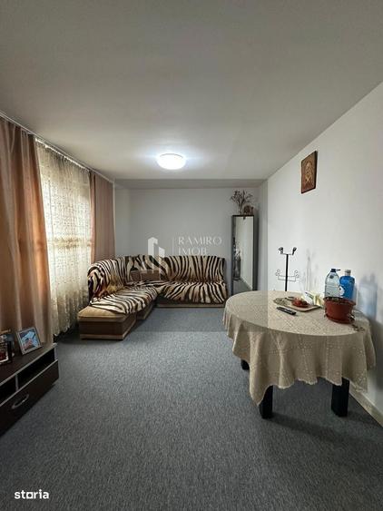 Casă cu 7 camere cu Teren 189 Mp în Progresul