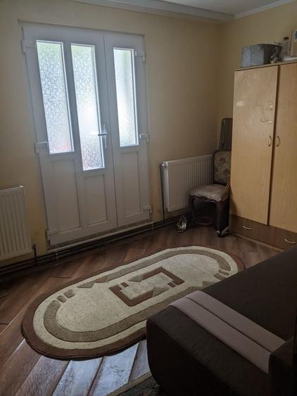 Apartament cu 2 camere semidecomandat în Micro 6