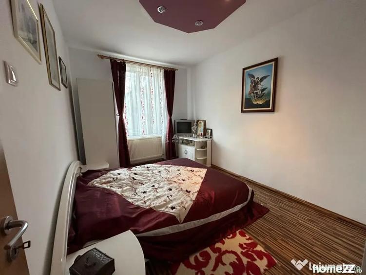 Apartament cu 2 camere decomandat în Marginea