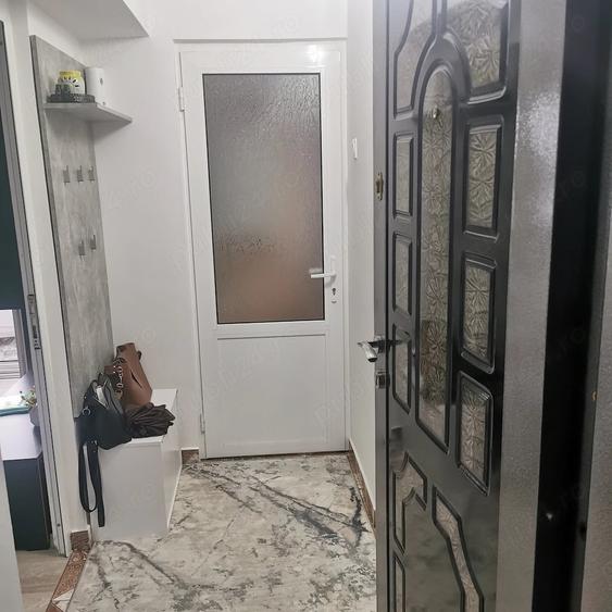 Garsonieră decomandată în Exterior Vest