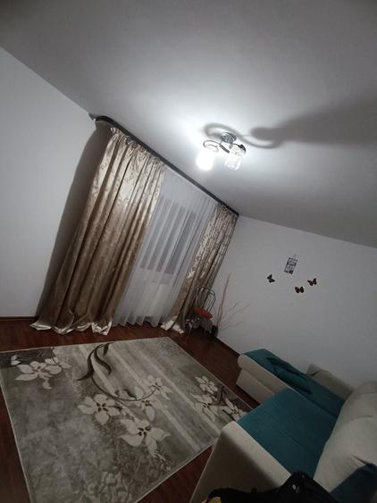 Apartament cu 2 camere decomandat în Berca