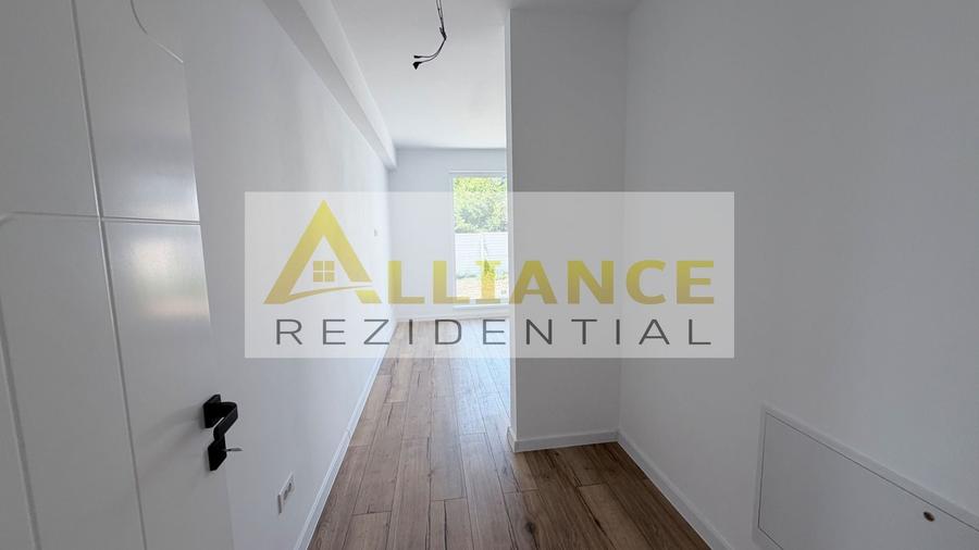 Casa Individuală - 4 camere - 2 bai - 454 mp teren - 7