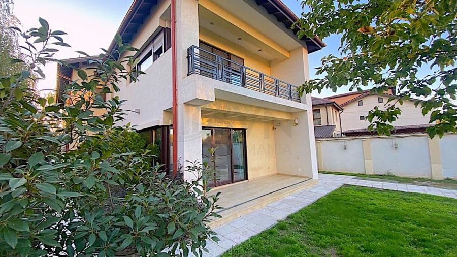 Casă individuală cu 5 camere cu Canalizare în Central