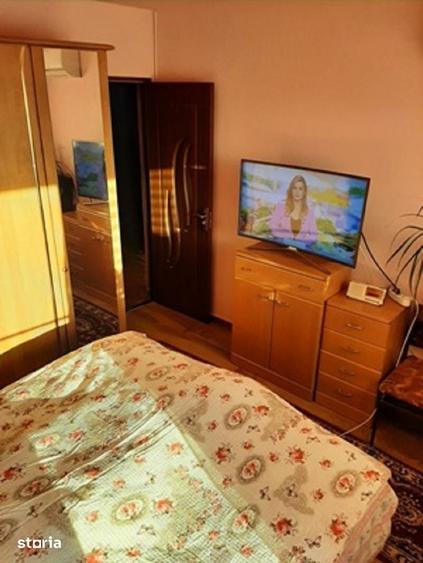 Apartament cu 3 camere în Traian