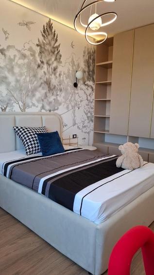 Apartament cu 4 camere decomandat, mobilat în Pipera