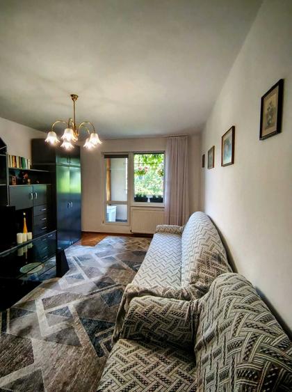 Apartament cu 2 camere decomandat în Tudor