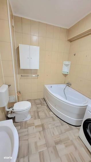 Apartament cu 2 camere decomandat în City Park Mall