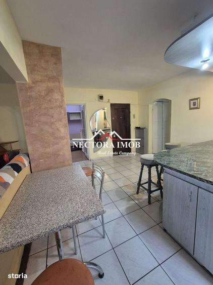 Apartament cu 3 camere decomandat în Decebal