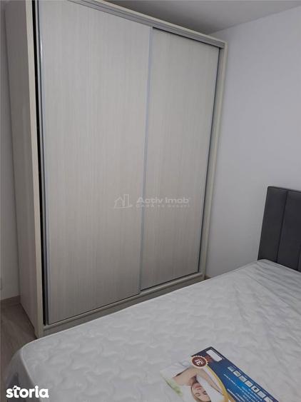 Apartament cu 3 camere semidecomandat, mobilat în Rahova