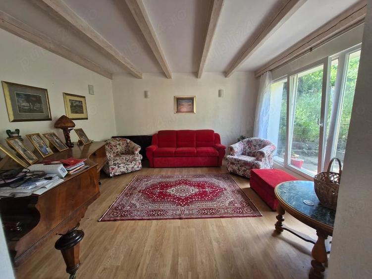 Casă cu Teren 1900 Mp în Ciurila