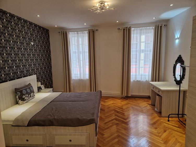 Apartament cu 2 camere semidecomandat în Ultracentral