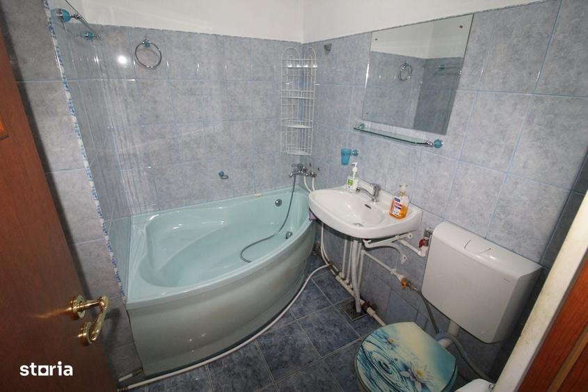 Vand apartament 2 camere in Hunedoara, zona Micro4, 45mp... - 2