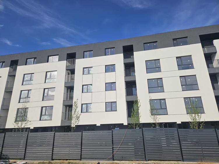 Apartament cu 3 camere decomandat în Prelungirea Ghencea