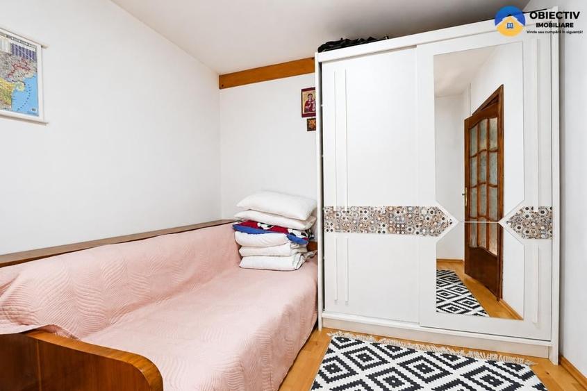 Casă cu 1 camere cu Teren 988 Mp în Dobreni