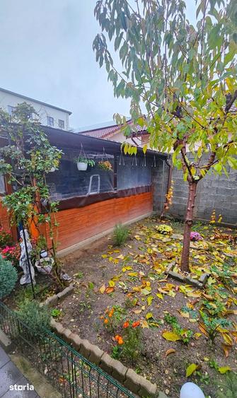 Casă cu 3 camere cu Teren 260 Mp în Malu Mare