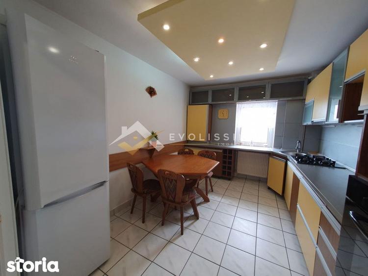 Apartament cu 3 camere decomandat, mobilat în Central
