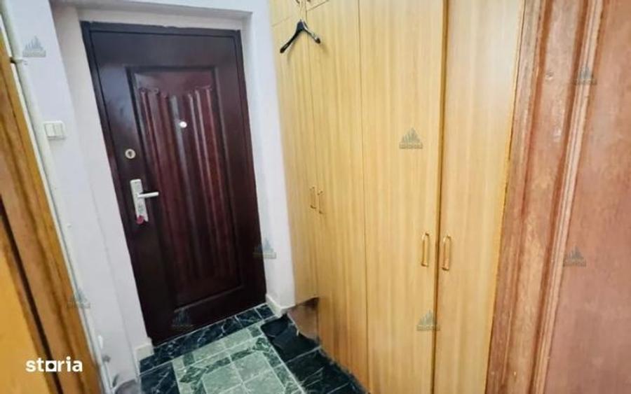 Casă cu 4 camere în Uiești