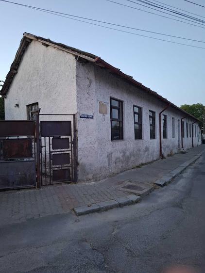 Casă cu 4 camere în Ultracentral