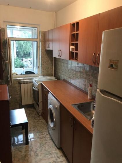 Apartament cu 2 camere semidecomandat în Calea Victoriei