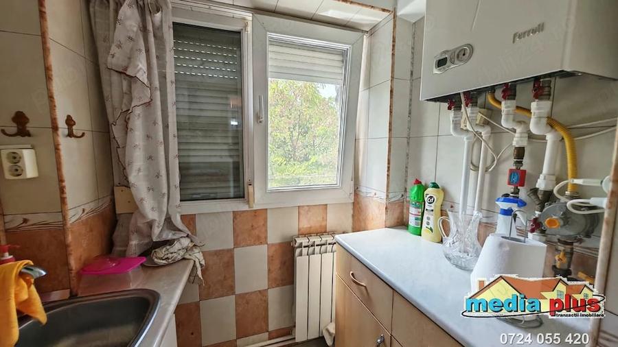 Garsonieră decomandată în Central
