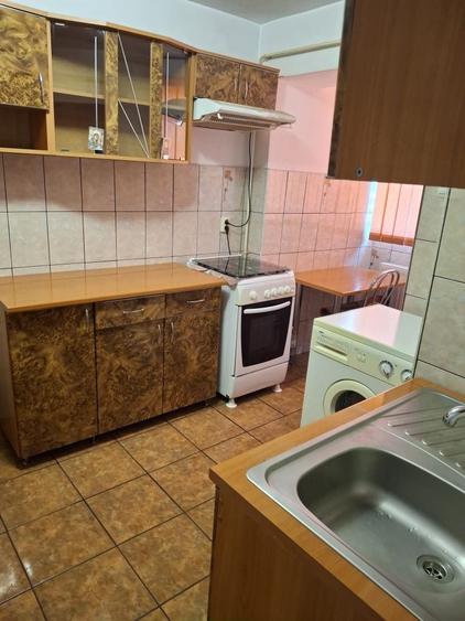 Apartament cu 2 camere nedecomandat în Fălticeni