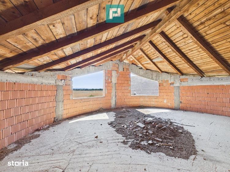 Vila pe 3 niveluri si garaj 168mp in Zimandu Nou - 19