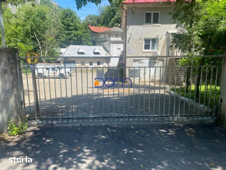 Spațiu comercial, de 100 mp, în Central