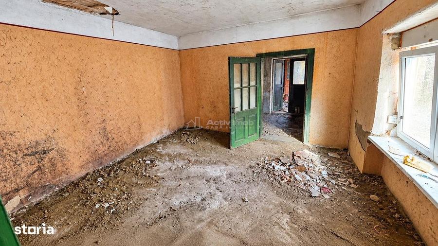 Casă cu 4 camere cu Teren 634 Mp în Comorâște