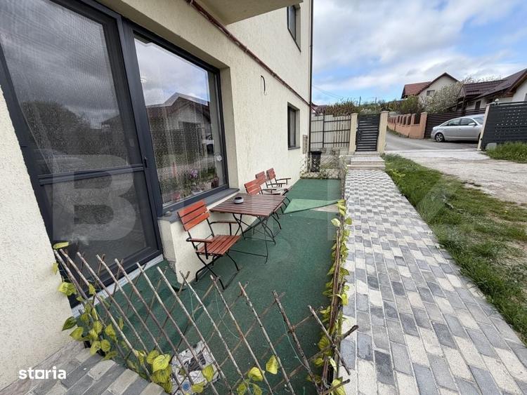 Apartament cu 3 camere decomandat în Crișeni