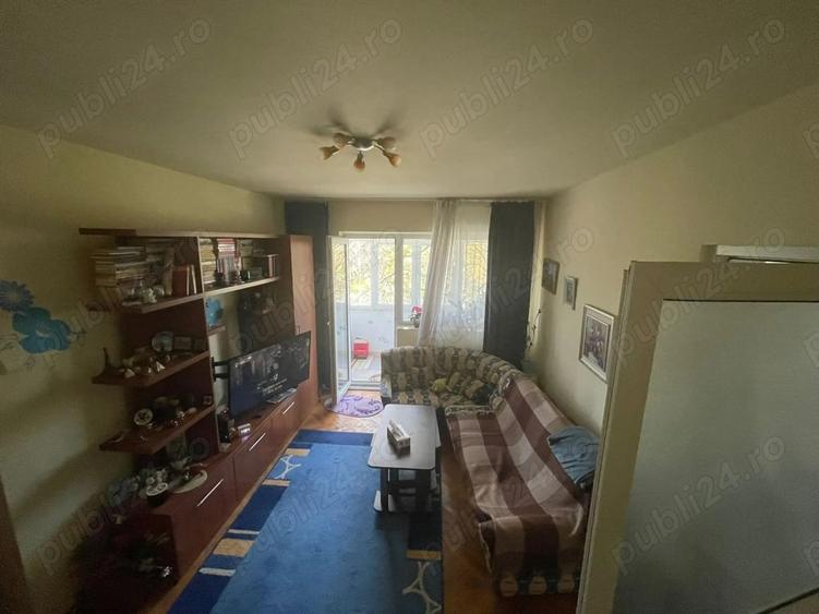 Apartament cu 2 camere semidecomandat în Sud