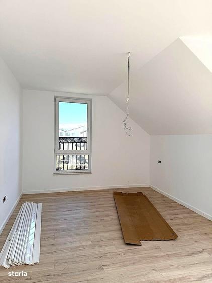 Casă cu 4 camere cu Teren 400 Mp în Central