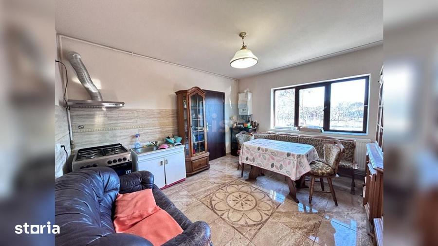 Casă cu 2 camere cu Teren 800 Mp în Central