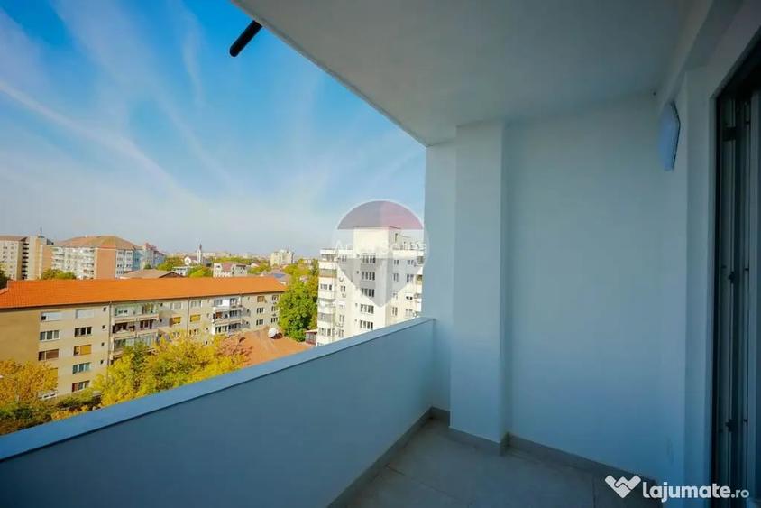 De vanzare apartament cu 3 camere, complet renovat, bulevardul Dacia - Oradea (Bihor)
