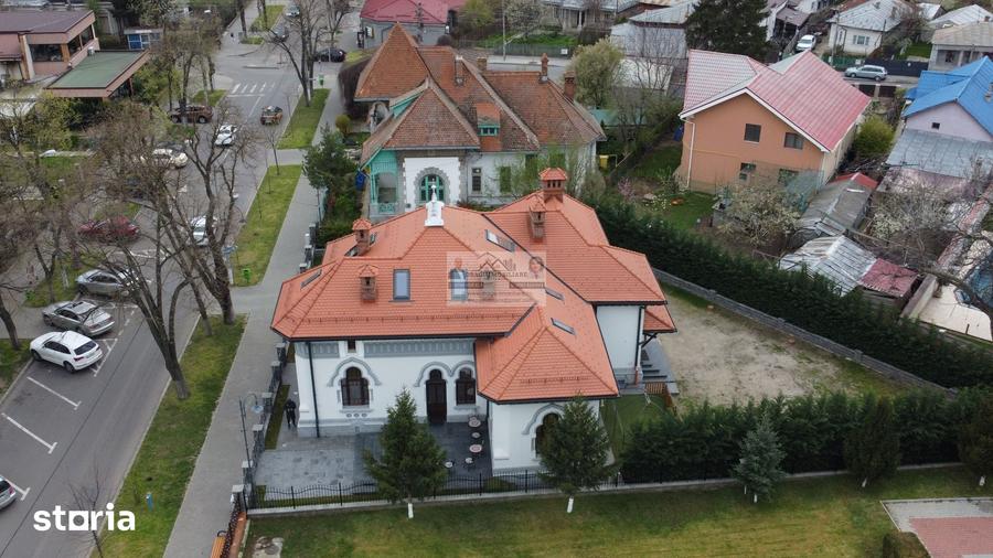 Casă cu 5 camere cu Teren 837 Mp în Tecuci