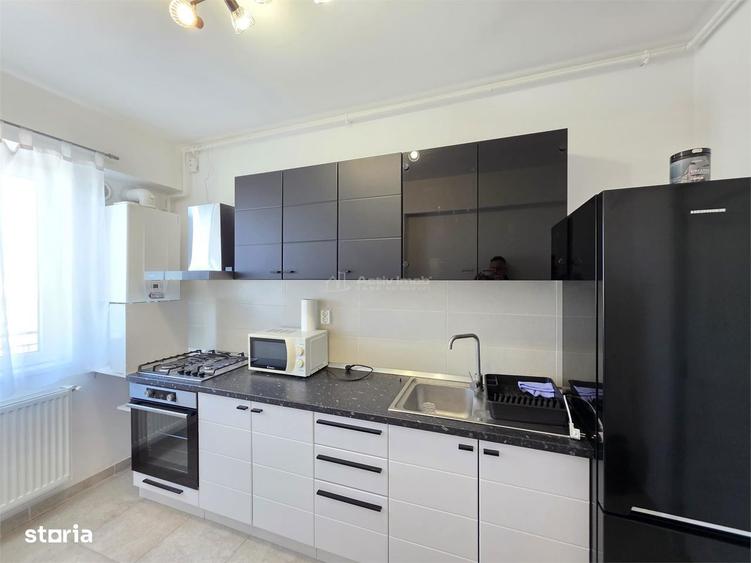 Apartament cu 2 camere decomandat în Metalurgiei