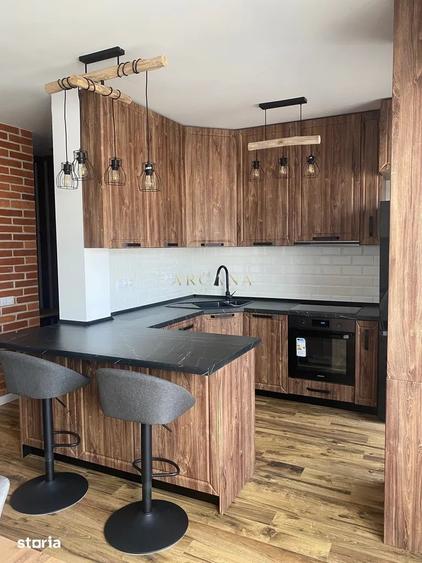 Apartament cu 3 camere semidecomandat, mobilat în Borhanci