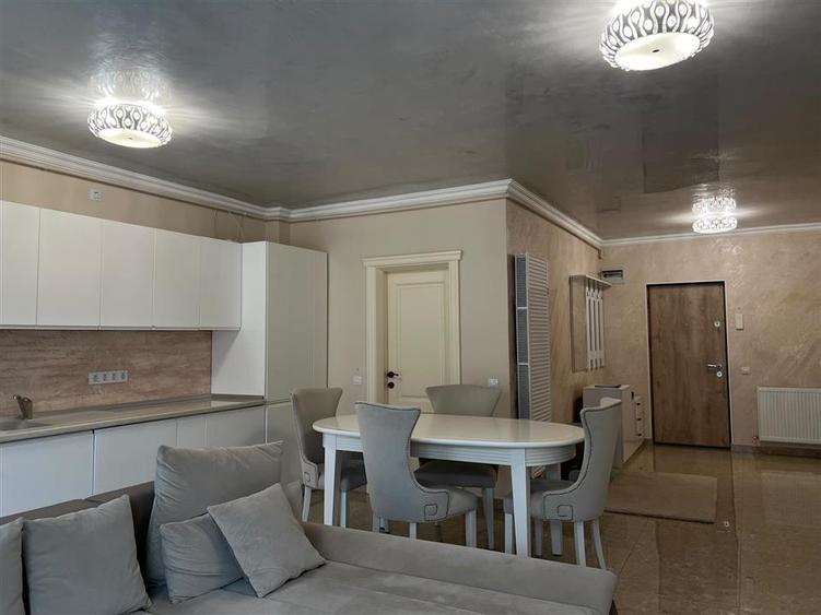 Apartament cu 2 camere decomandat în Ultracentral