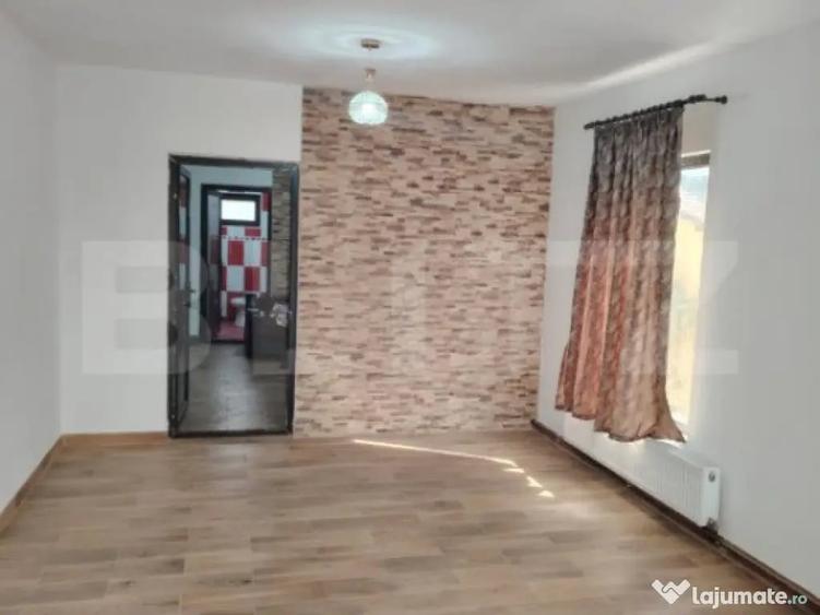 Casă cu 3 camere cu Teren 918 Mp în Central