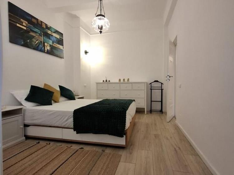 Apartament cu 3 camere decomandat, mobilat în Domenii