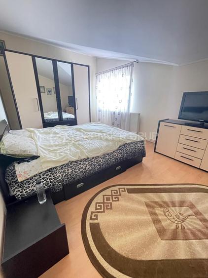 Duplex cu 4 camere cu Canalizare în Valea Adâncă