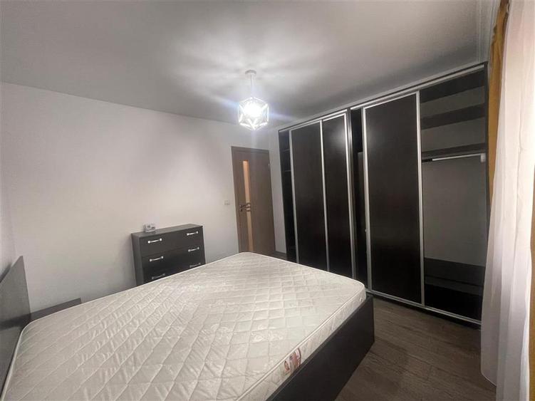 Apartament cu 2 camere decomandat în Obcini