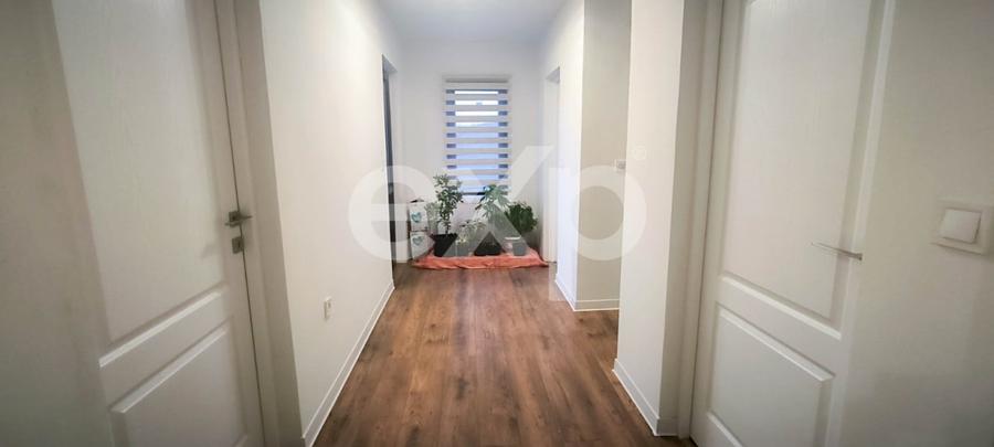 Casă individuală cu 5 camere cu Teren 1060 Mp în Exterior Vest