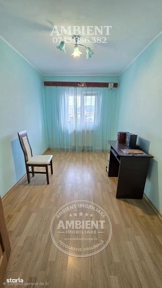Apartament cu 3 camere decomandat în Gară