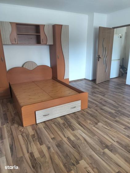 Proprietar vand garsoniera confort sporit ROBEA - 3