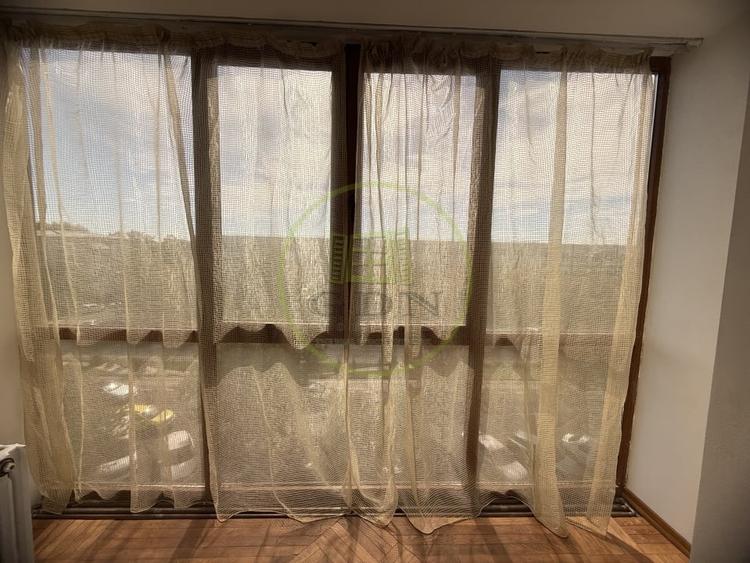 Apartament cu 2 camere decomandat în Calea București