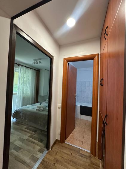 Apartament cu 2 camere semidecomandat în Apusului