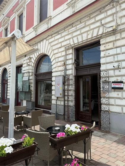 Spațiu comercial, de 100 mp, în Ultracentral