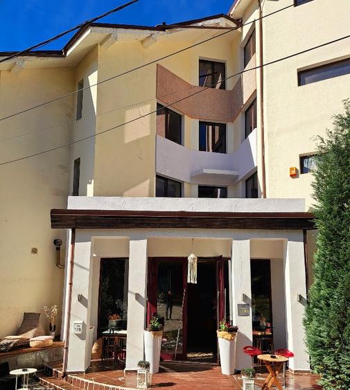 Casă individuală cu 5 camere cu Teren 500 Mp în Dârste