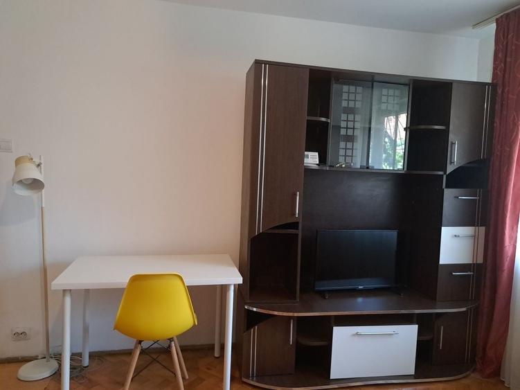 Garsonieră în Take Ionescu