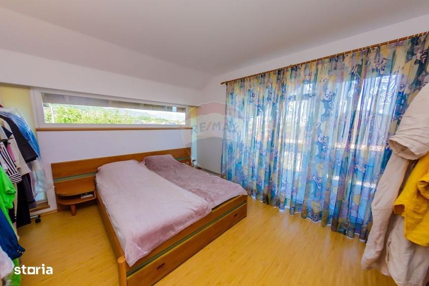 Casa eleganta in zona exclusivista, cu priveliste de vis - 9